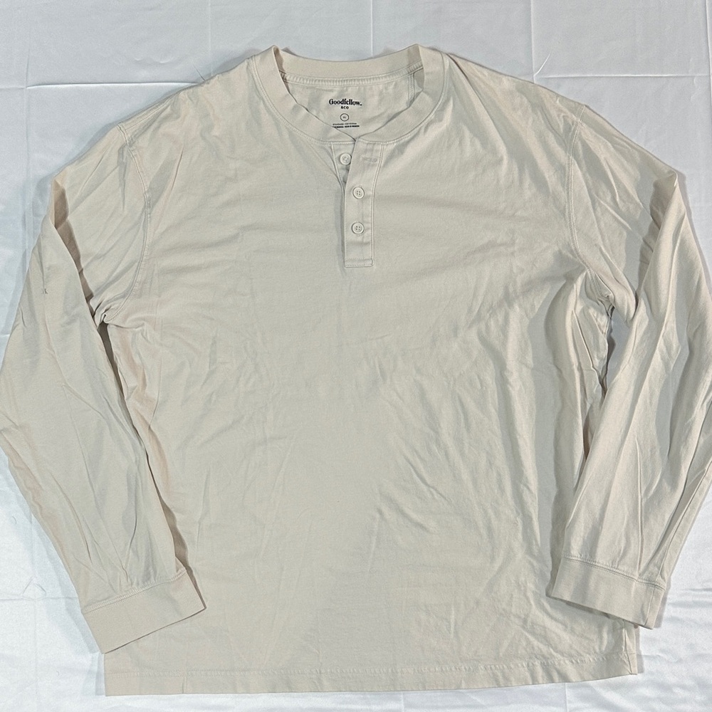 Goodfellow & Co Men's Beige Long Sleeve Henley. Size X-Large hardly worn